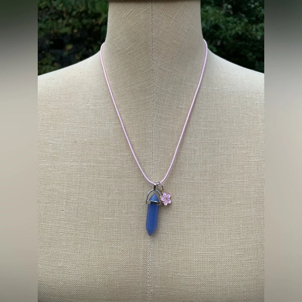 Handmade Periwinkle Crystal Amulet Necklace & Cherry Blossom 🌸 Flower Charm - Picture 4 of 7